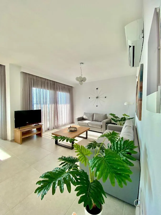 Vit'S Sea Villa Siviri Aparthotel